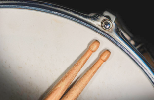BATERÍA Y PERCUSIÓN